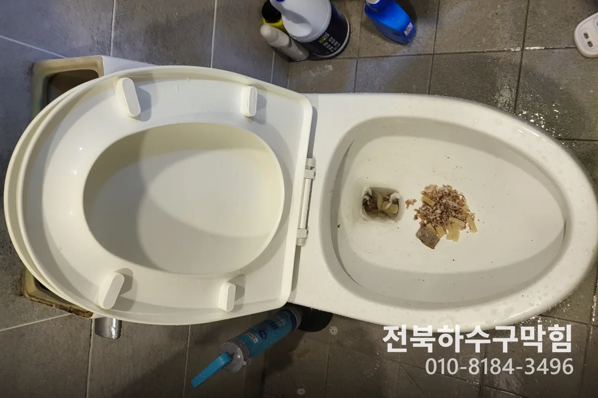 전주시 덕진동 싱크대막힘 전문 장비 투입 작업 중