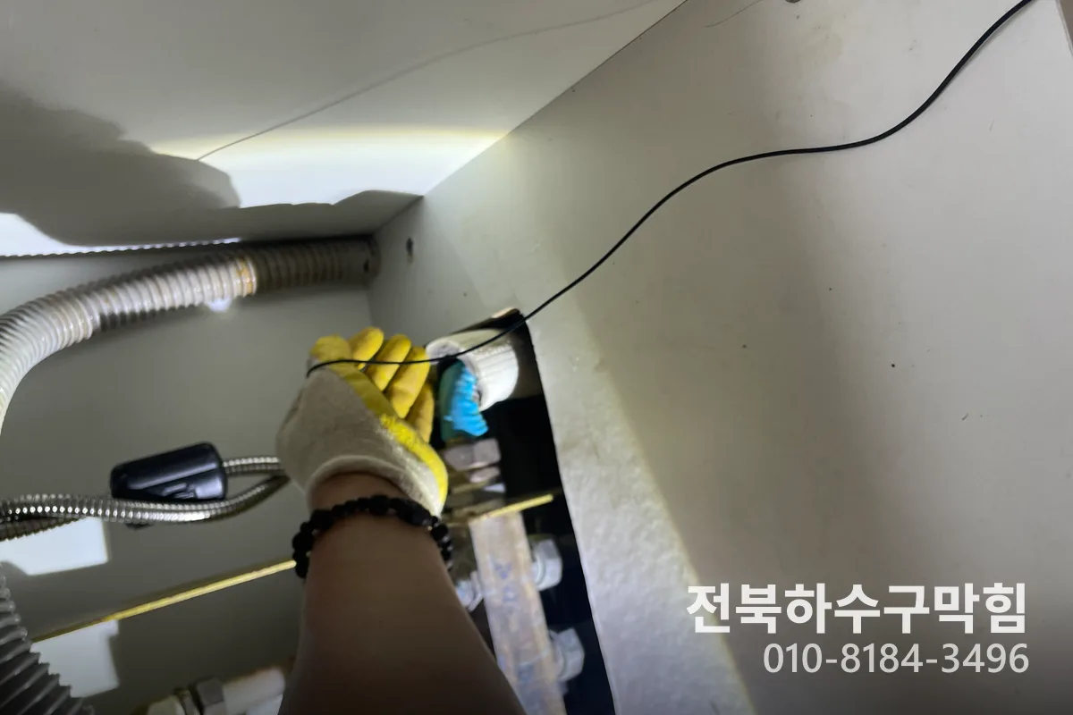 군산시 나운동 하수구막힘 작업 완료 후 정상 배수 확인
