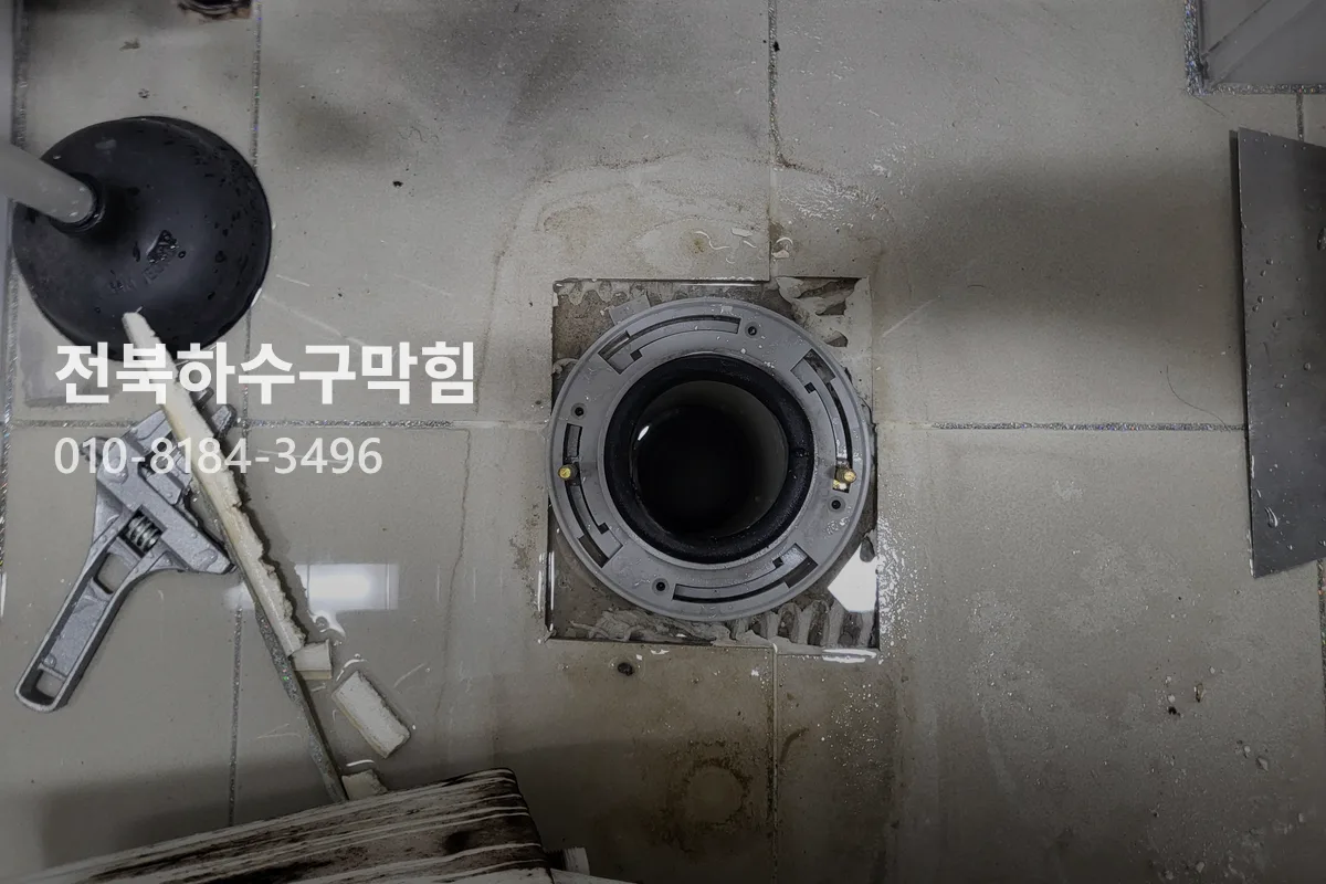 군산시 나운동 하수구막힘 작업 완료 후 정상 배수 확인
