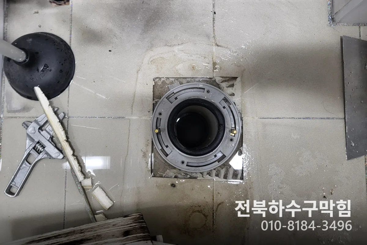 전주시 서신동 배관수리 작업 완료 후 정상 배수 확인